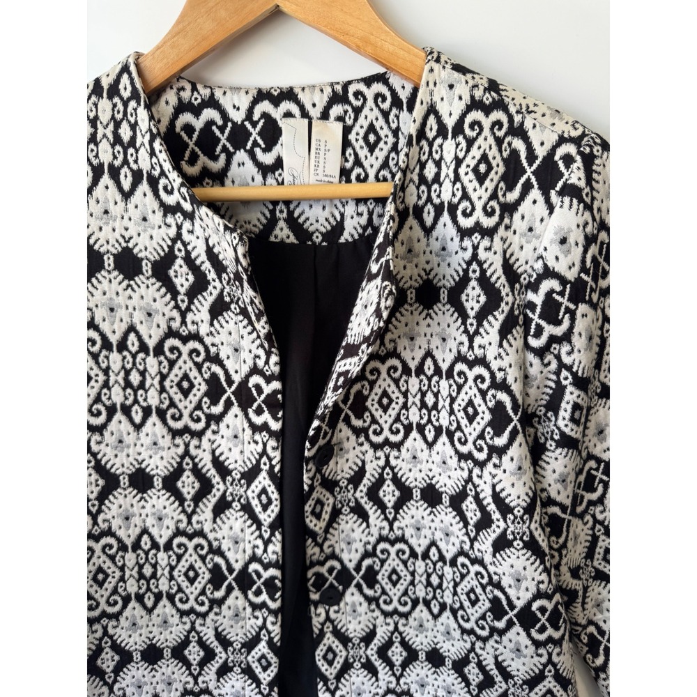 Forever 21 Collection Brocade Patterned Open Fron… - image 5